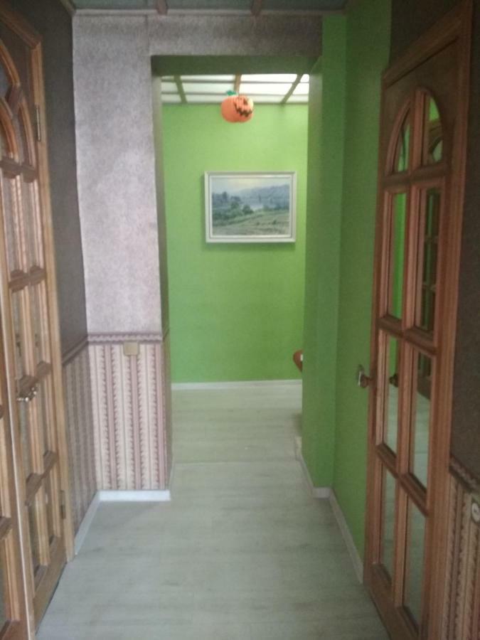 Хостел Лайт Charkiv Esterno foto